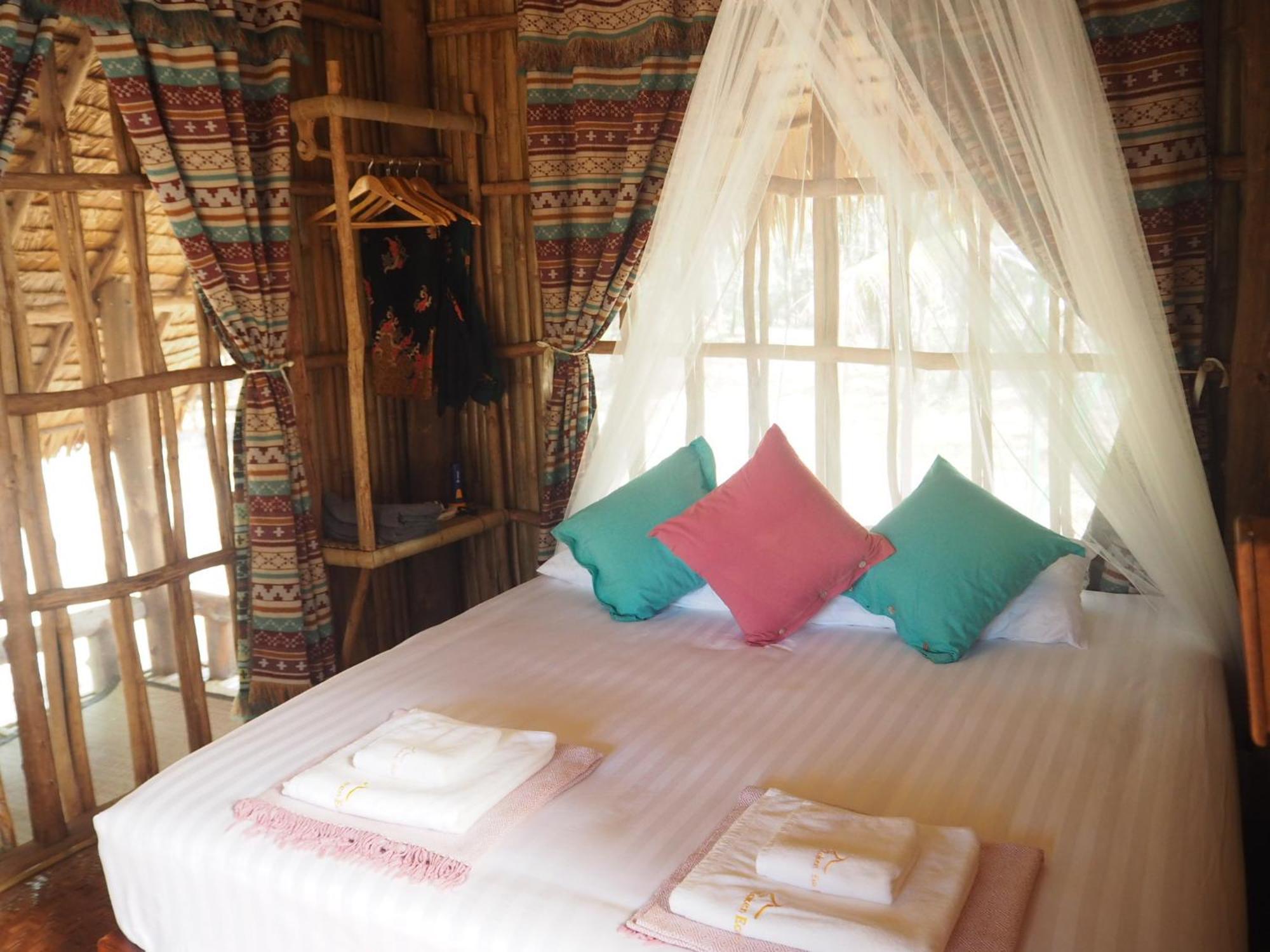 莫肯生态村酒店 Ko Phra Thong 客房 照片